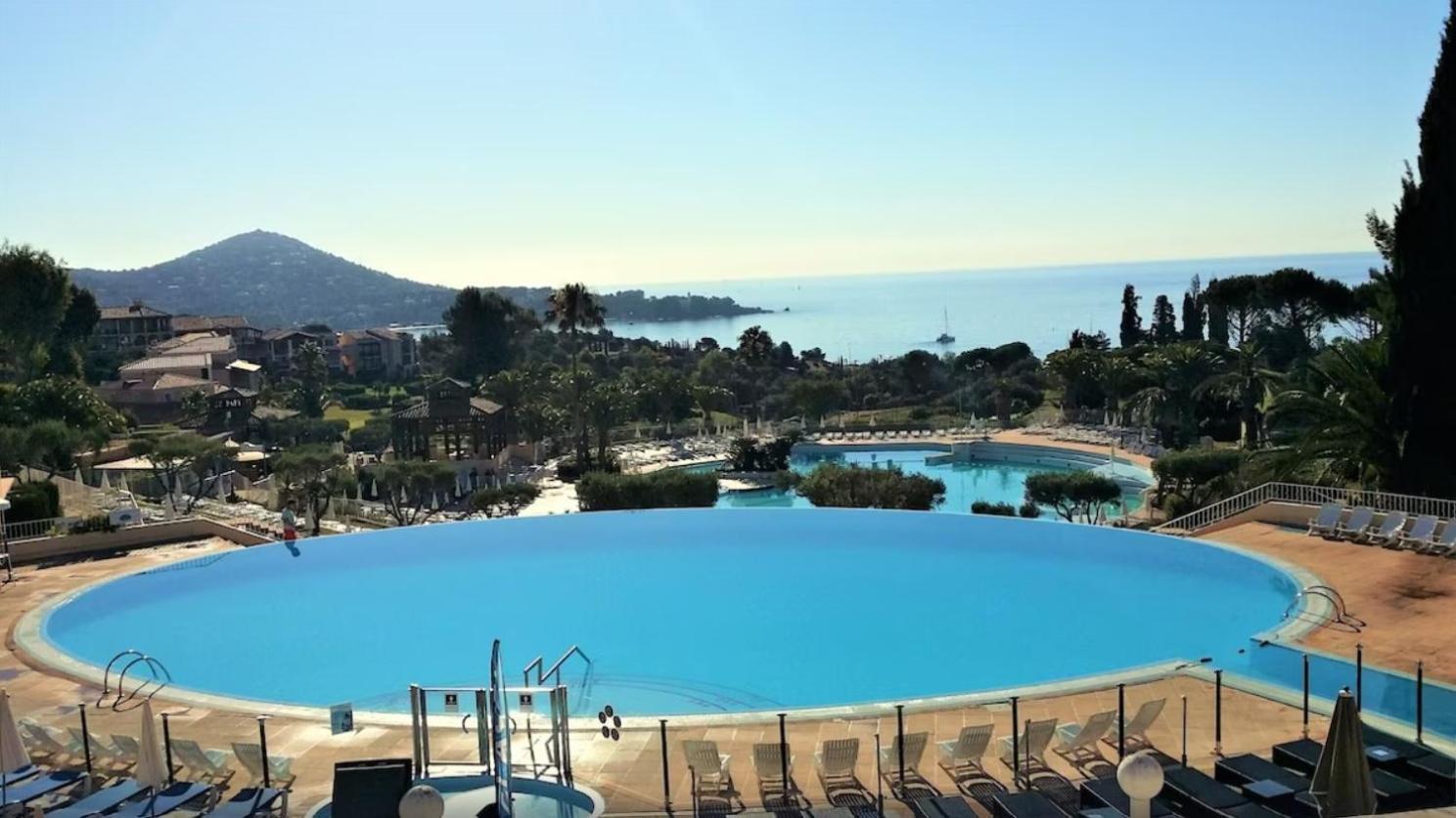 Village Cap Esterel, Piscine, Plage Saint-Raphaël Buitenkant foto