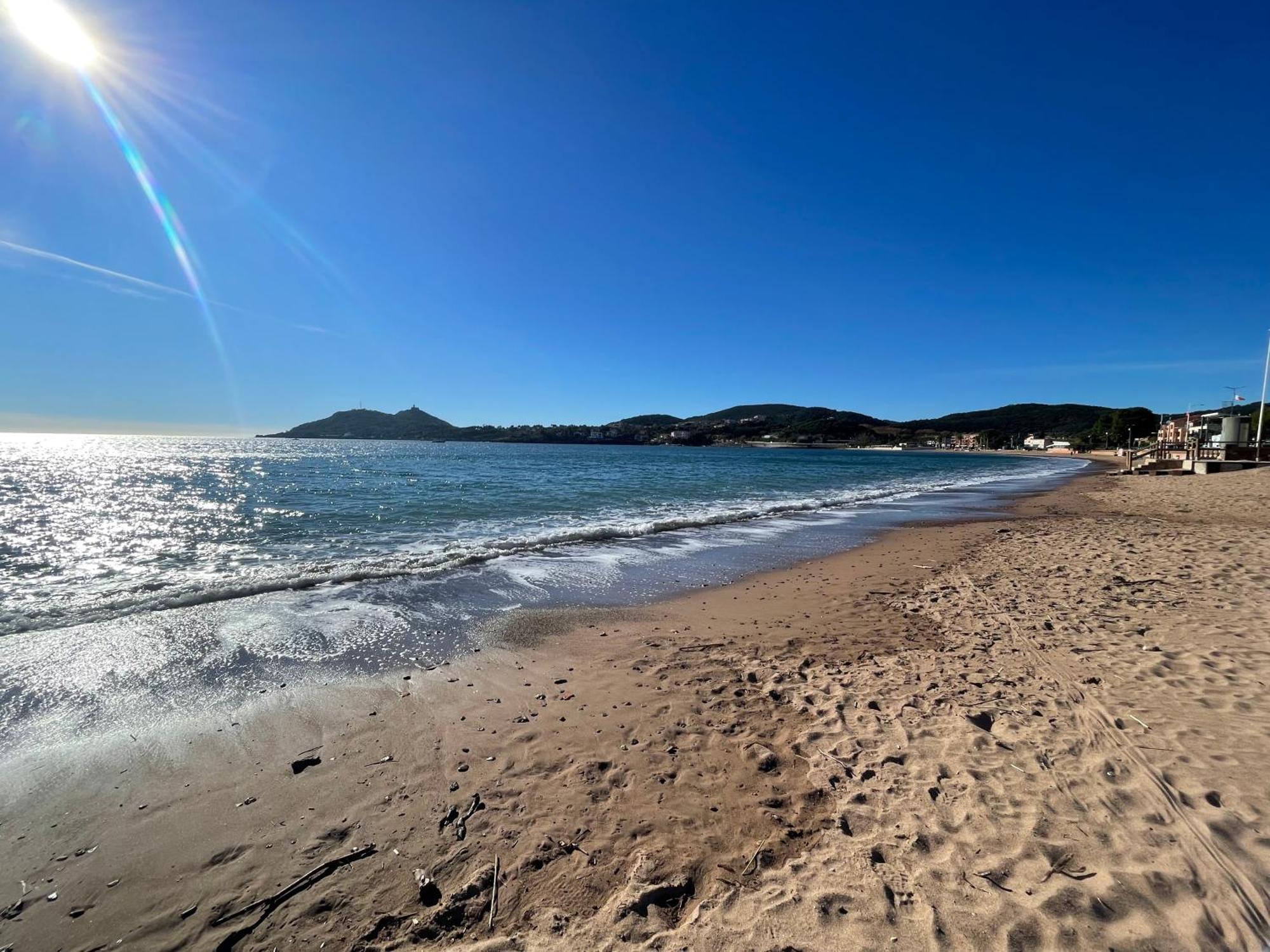Village Cap Esterel, Piscine, Plage Saint-Raphaël Buitenkant foto